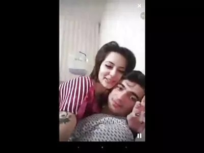 نوزاد سبزه مخفی کون با جوانان طبیعی خودارضایی می کند و سر می دهد