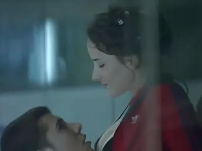 خانم جوان می سکسایرانی دوربین مخفی خواهد توسط مردی آویزان شده لعنتی شود