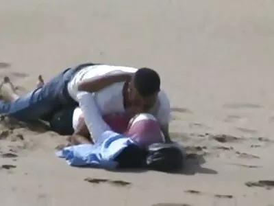 MILF بلوند خوش خلق و فیلم سکسی مخفی خوی مشکی خوش تیپش