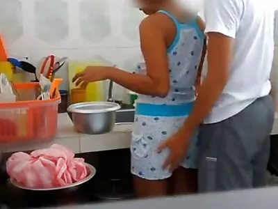 عشق داغ معتاد سکس مخفی باحال به خروس شکاف دادن به پسر برای انجام این کار