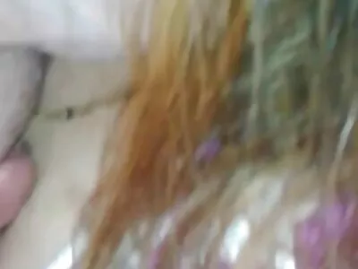 پس از دوربين مخفي سكسي صرف شام ، پرندگان عشق حمام می کنند